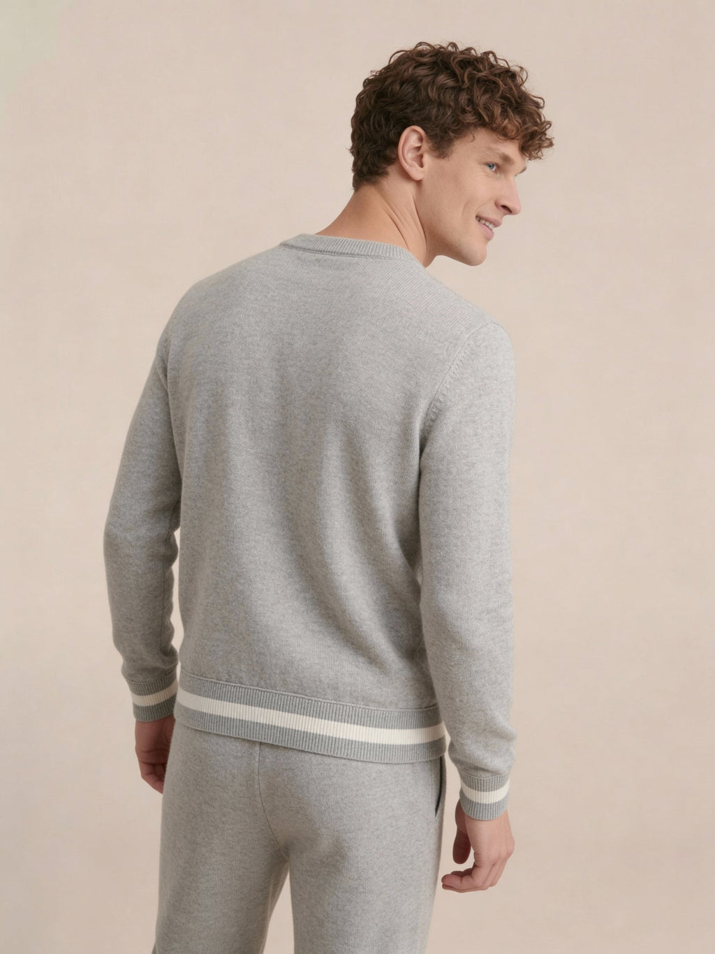 Ensemble Signature gris