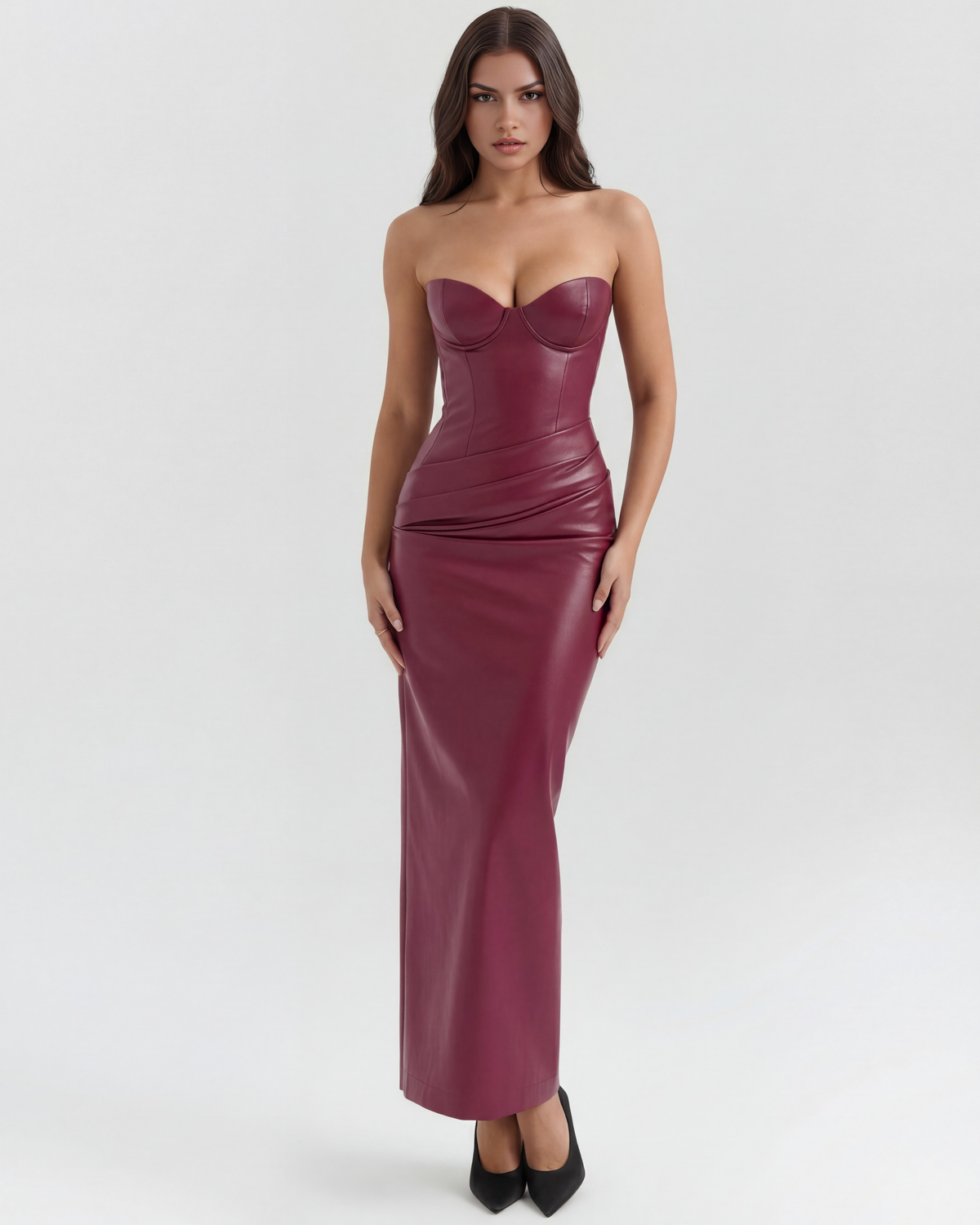 Robe longue effet cuir à encolure bustier