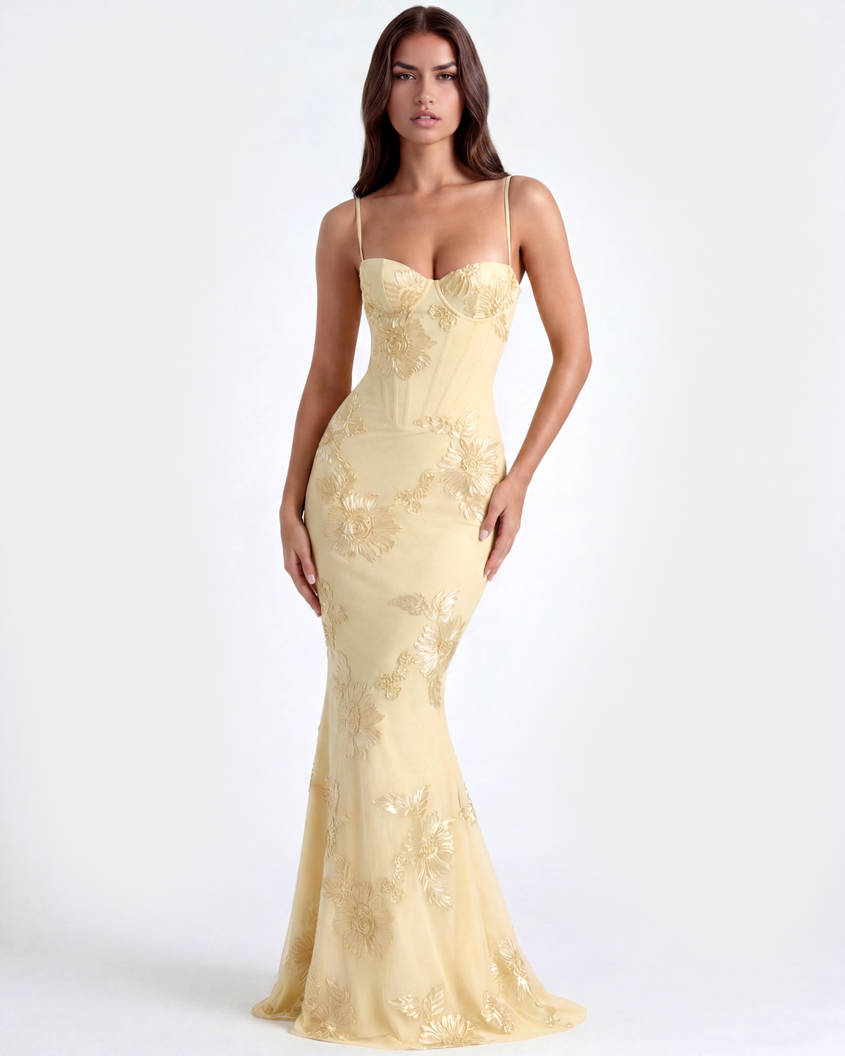 Robe longue avec corset fleuri brodé