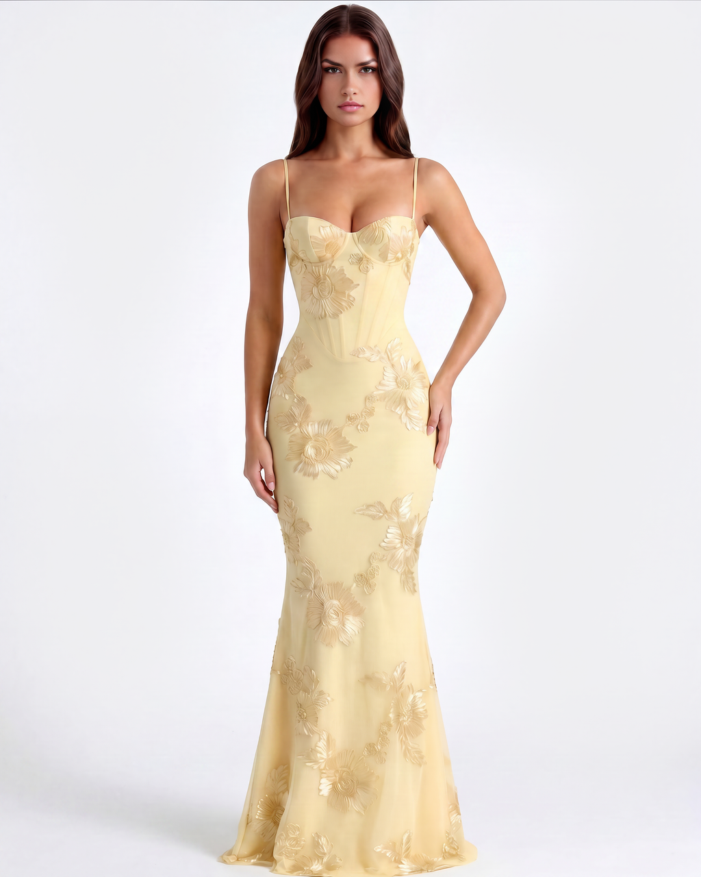 Robe longue avec corset fleuri brodé