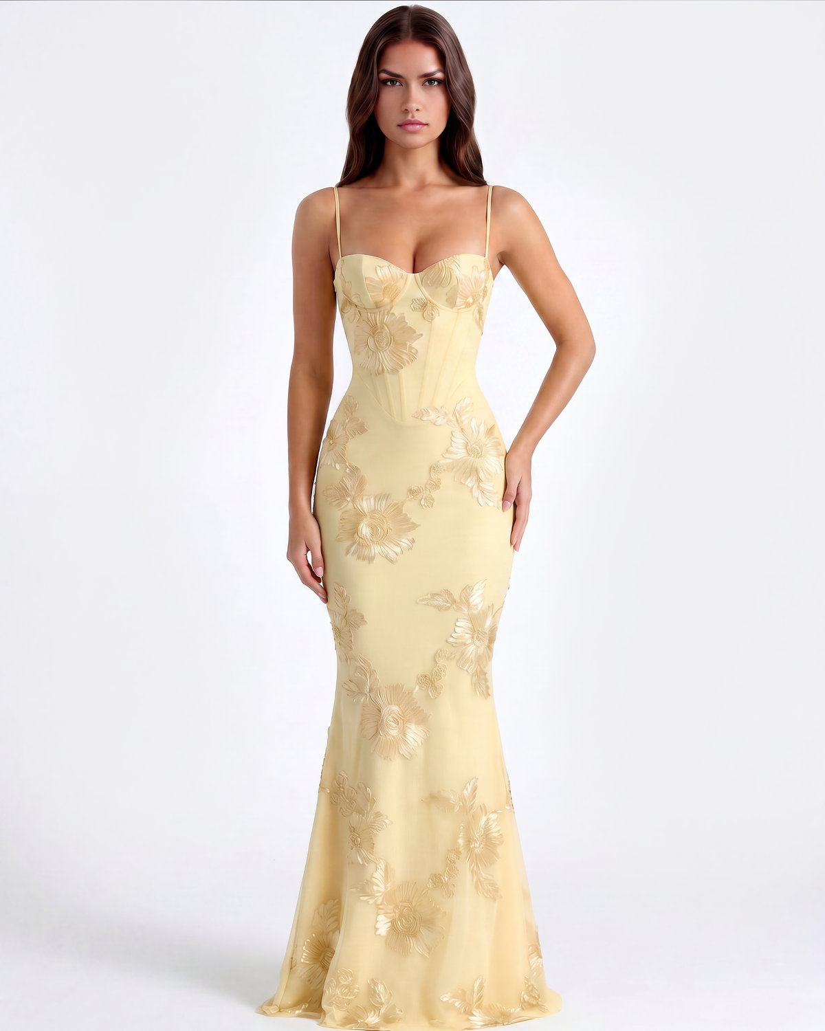 Robe longue avec corset fleuri brodé