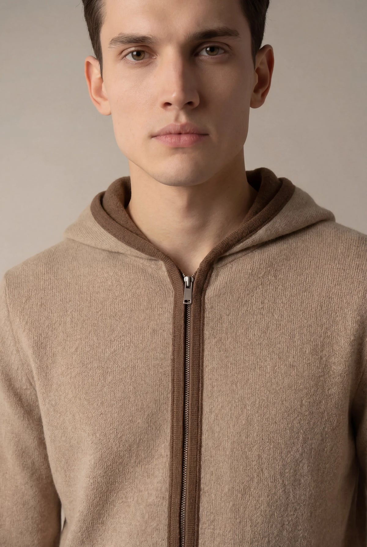 Sweat à capuche Santoni en maille extrafine crème