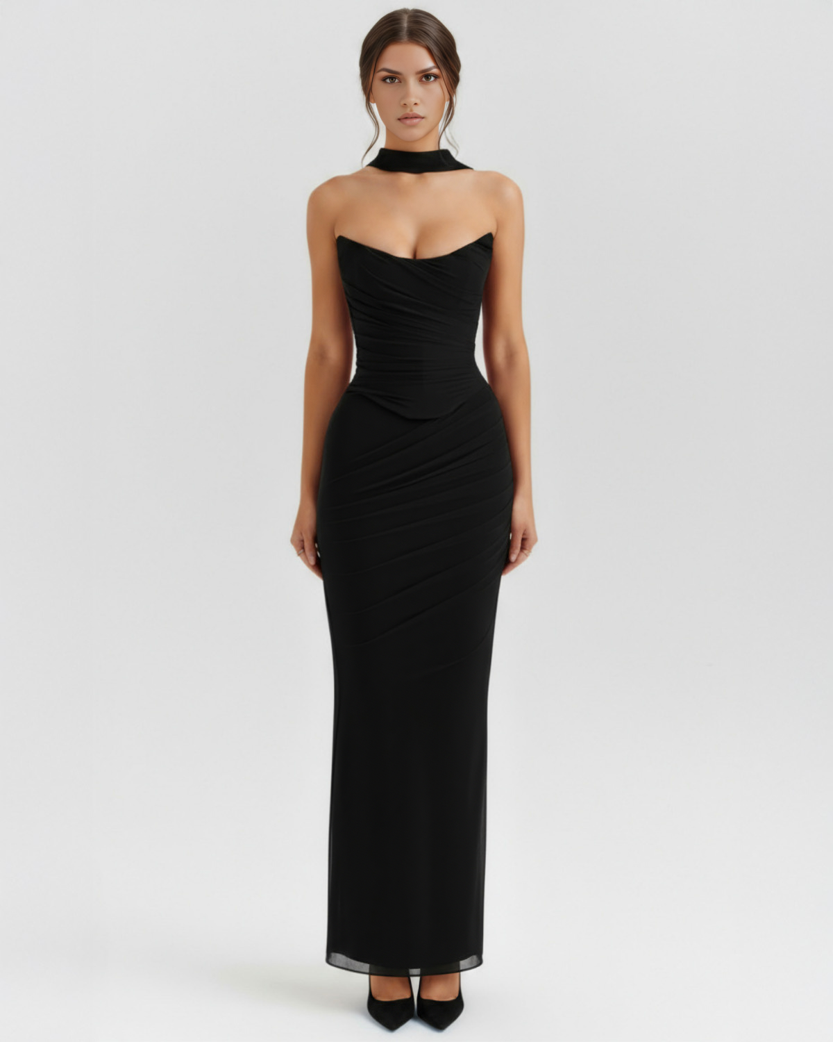 Robe longue ajustée avec ras-de-cou