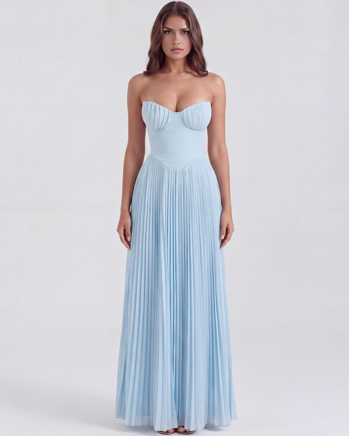 Robe longue plissée à encolure bustier