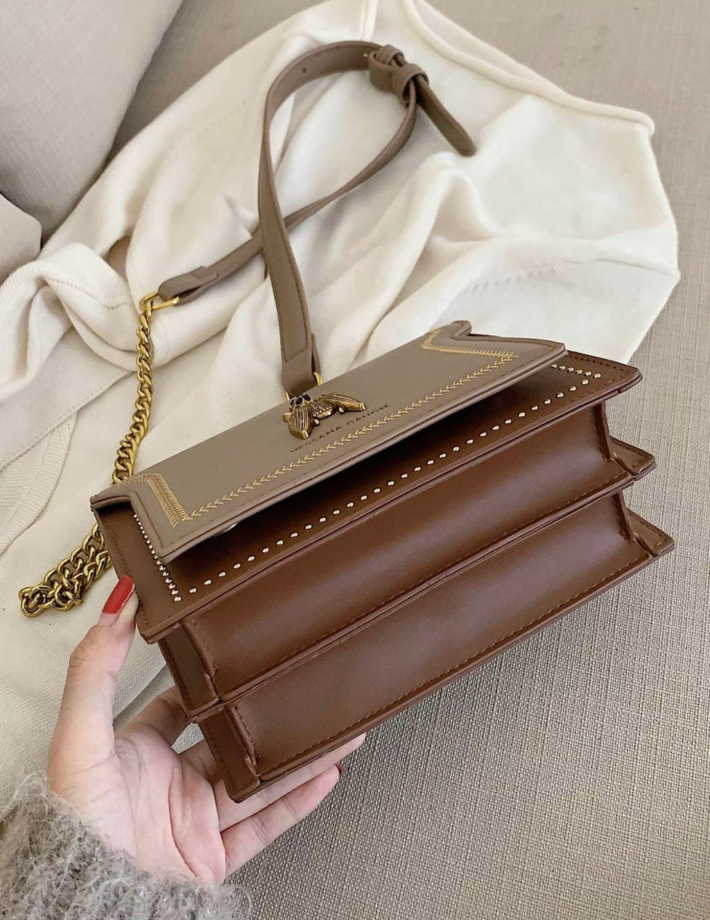 SAC KATÉLORIA CHAIN