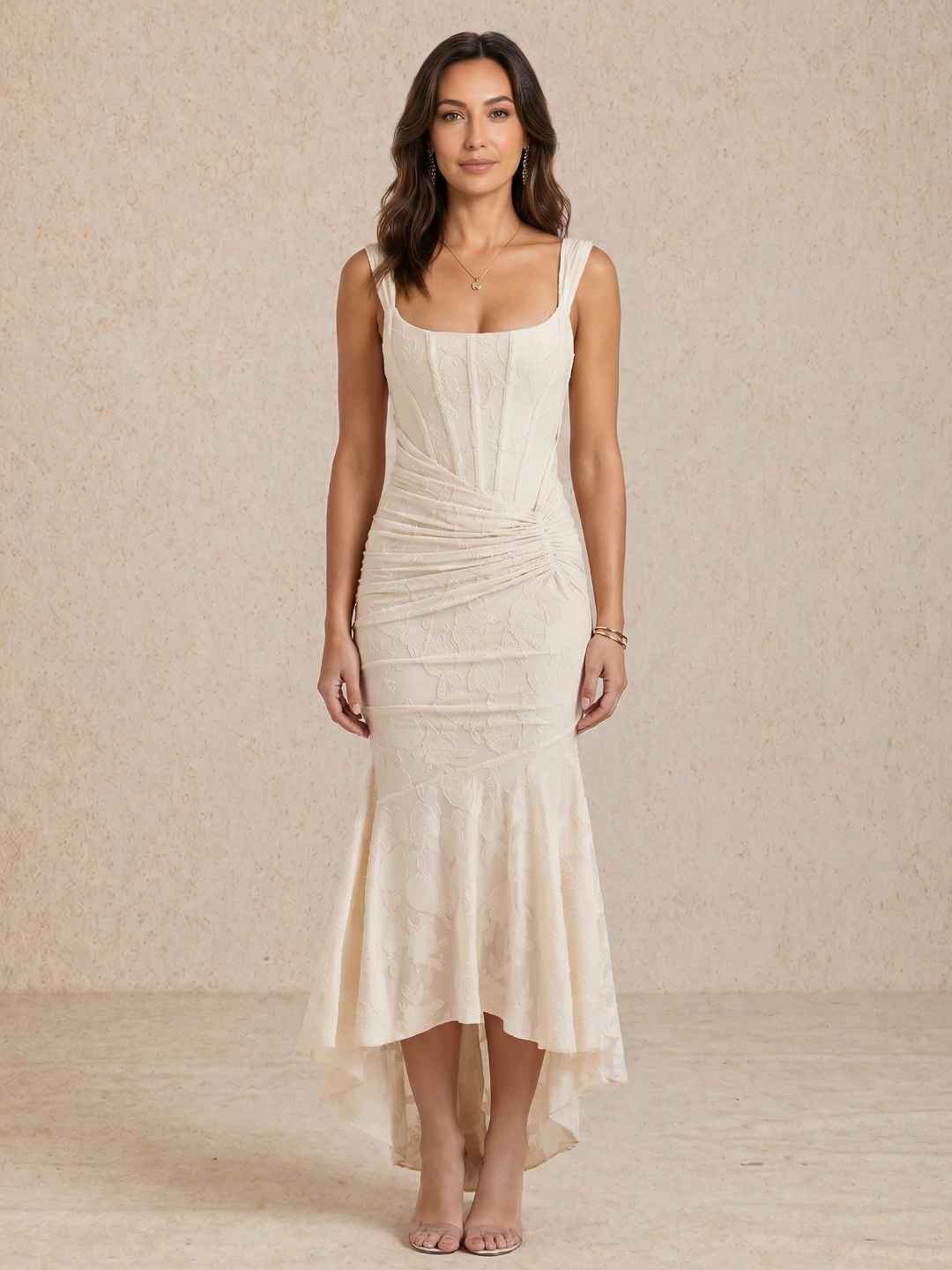 Robe midi drapée à décolleté carré
