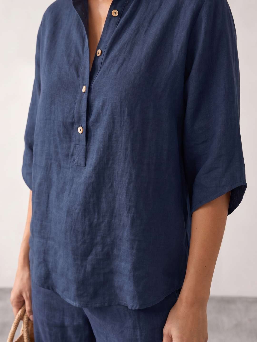 Ensemble en lin avec manches chauve-souris et pantalon large
