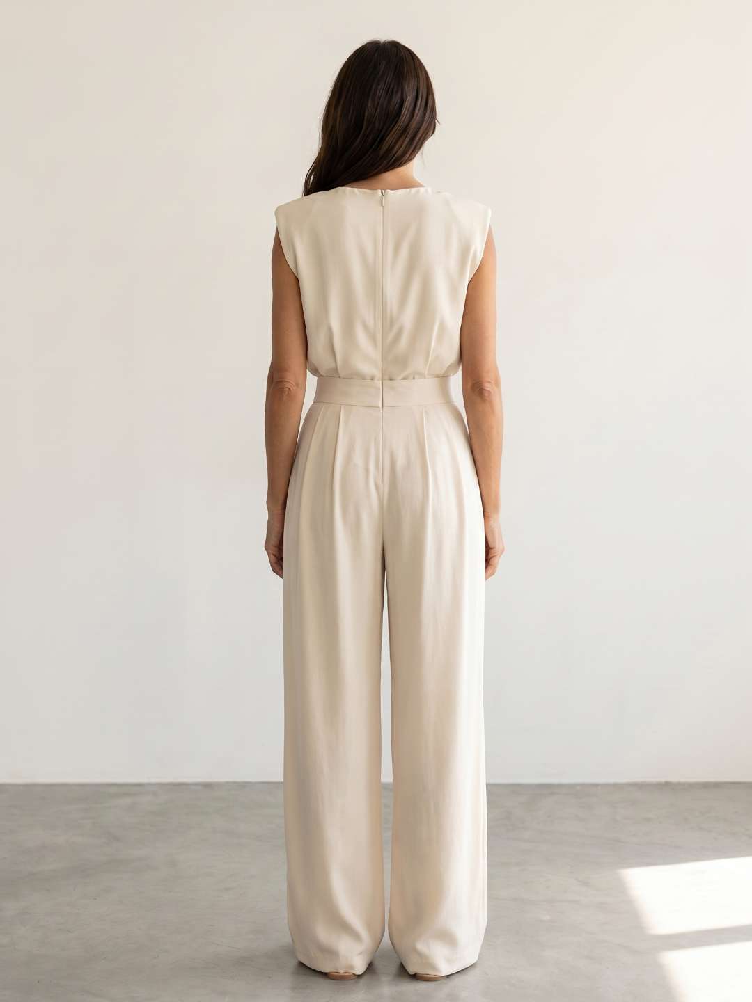 Ensemble fluide avec top structuré et pantalon large