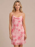 Robe courte florale rose fluide