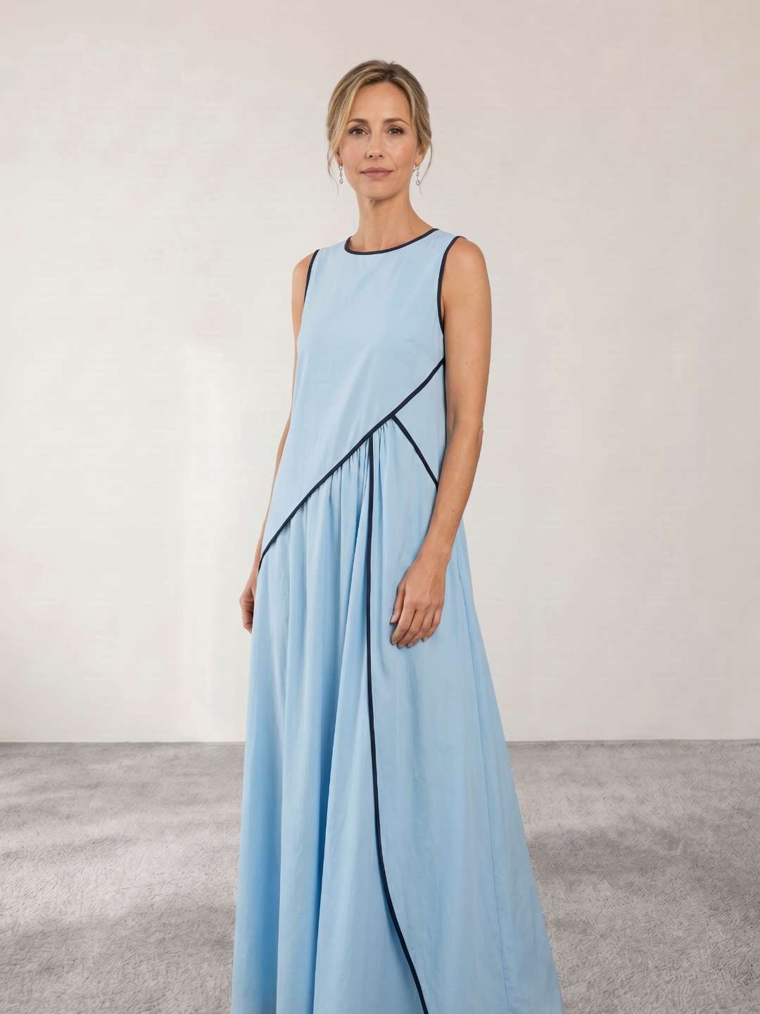 Robe longue fluide avec détail structuré