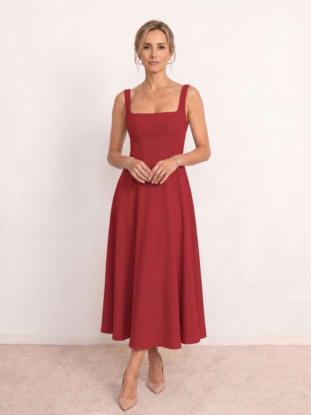 Robe midi à décolleté carré