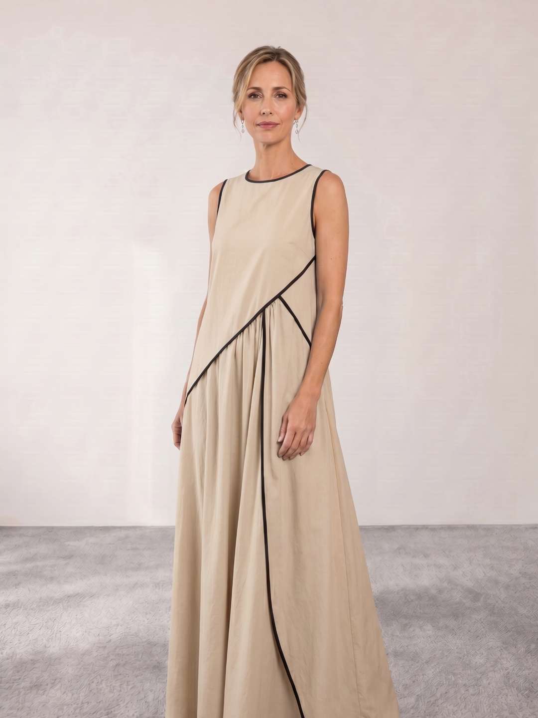 Robe longue fluide avec détail structuré