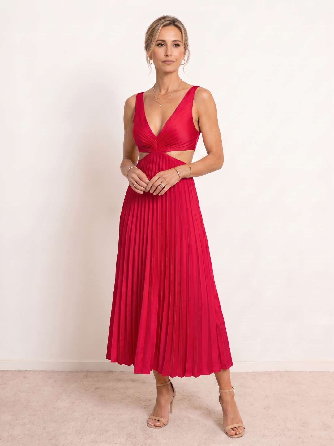 Robe midi plissée à décolleté en V