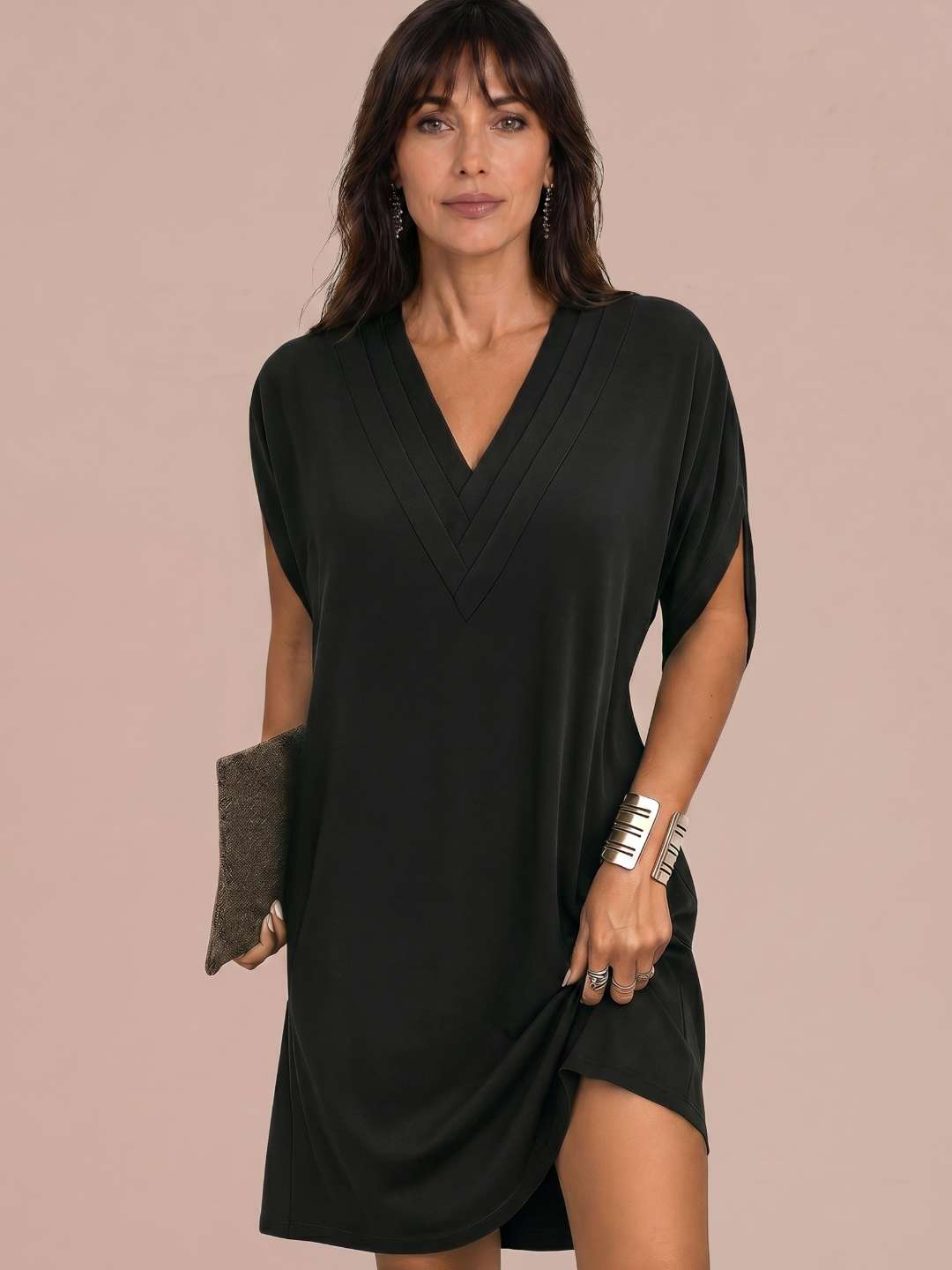 Robe courte fluide à décolleté en V