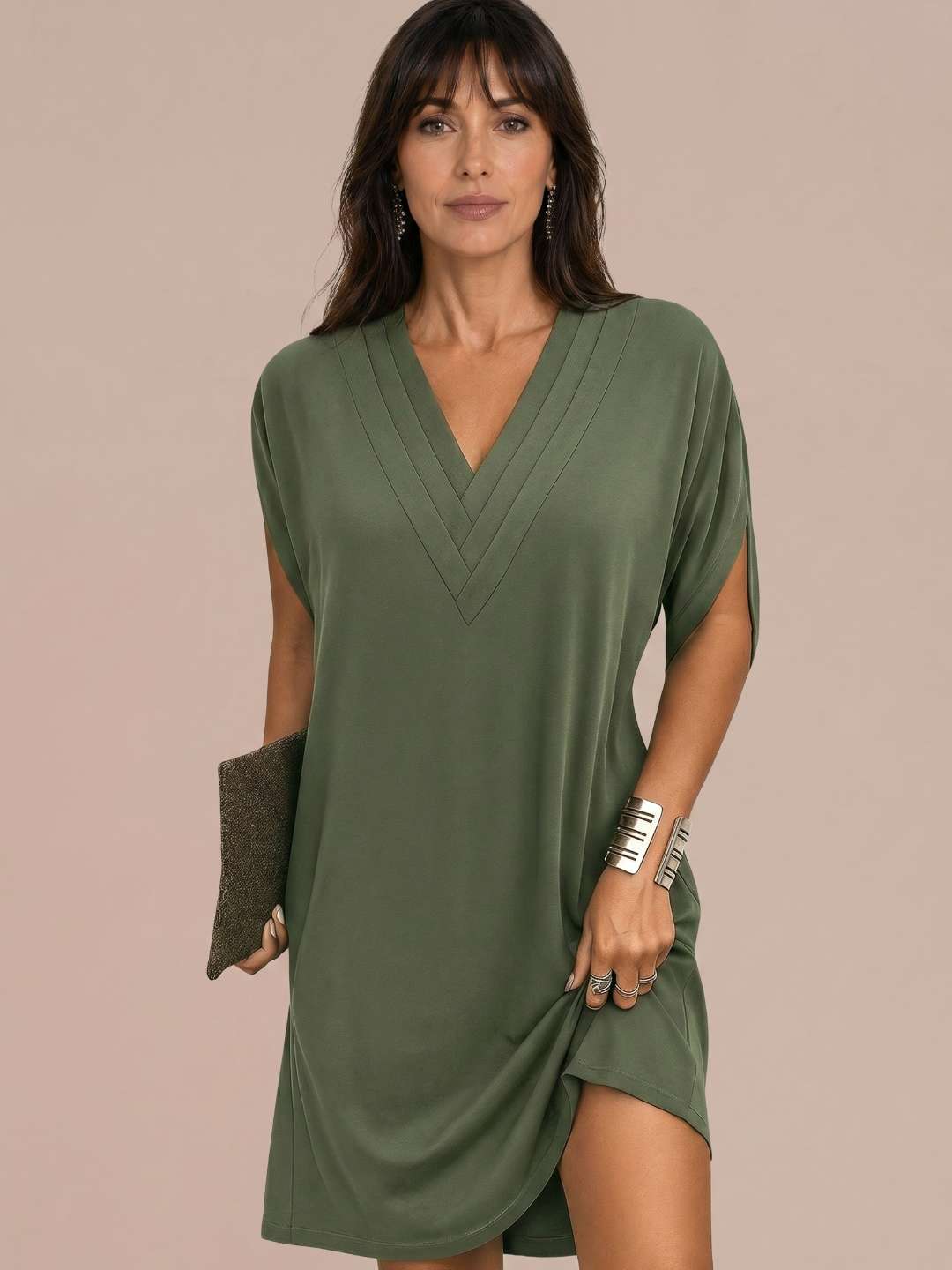 Robe courte fluide à décolleté en V
