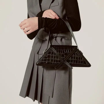 Sac géométrique au design structuré