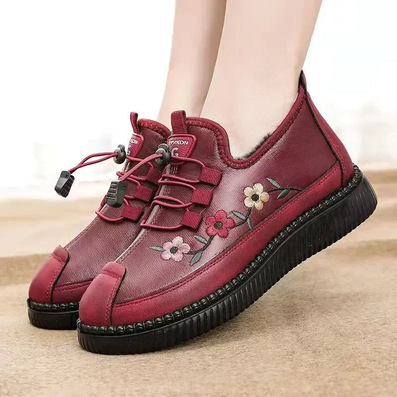Inés™ | Chaussons fourrés en cuir à lacets élastiques
