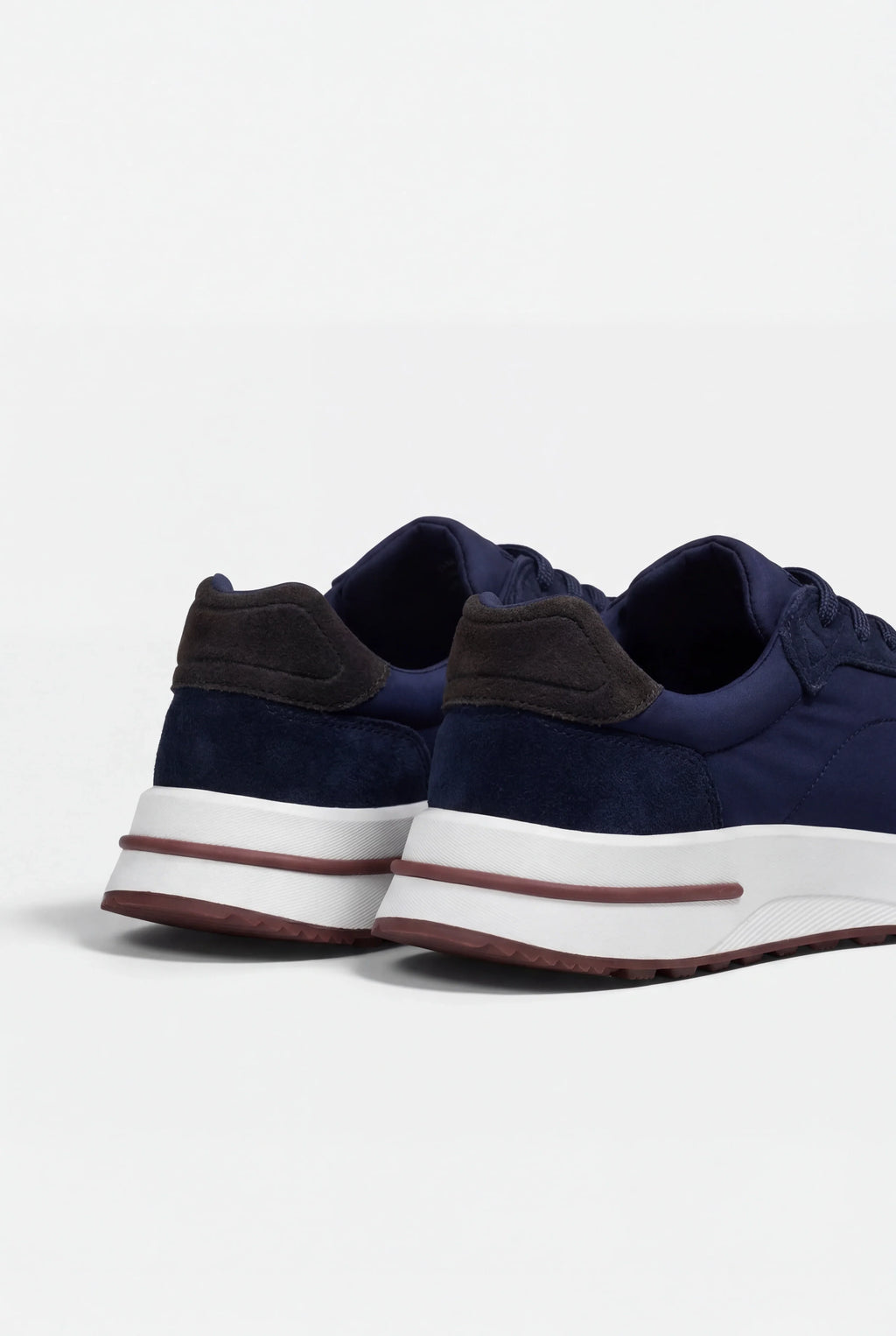 Sneaker bleu nuit