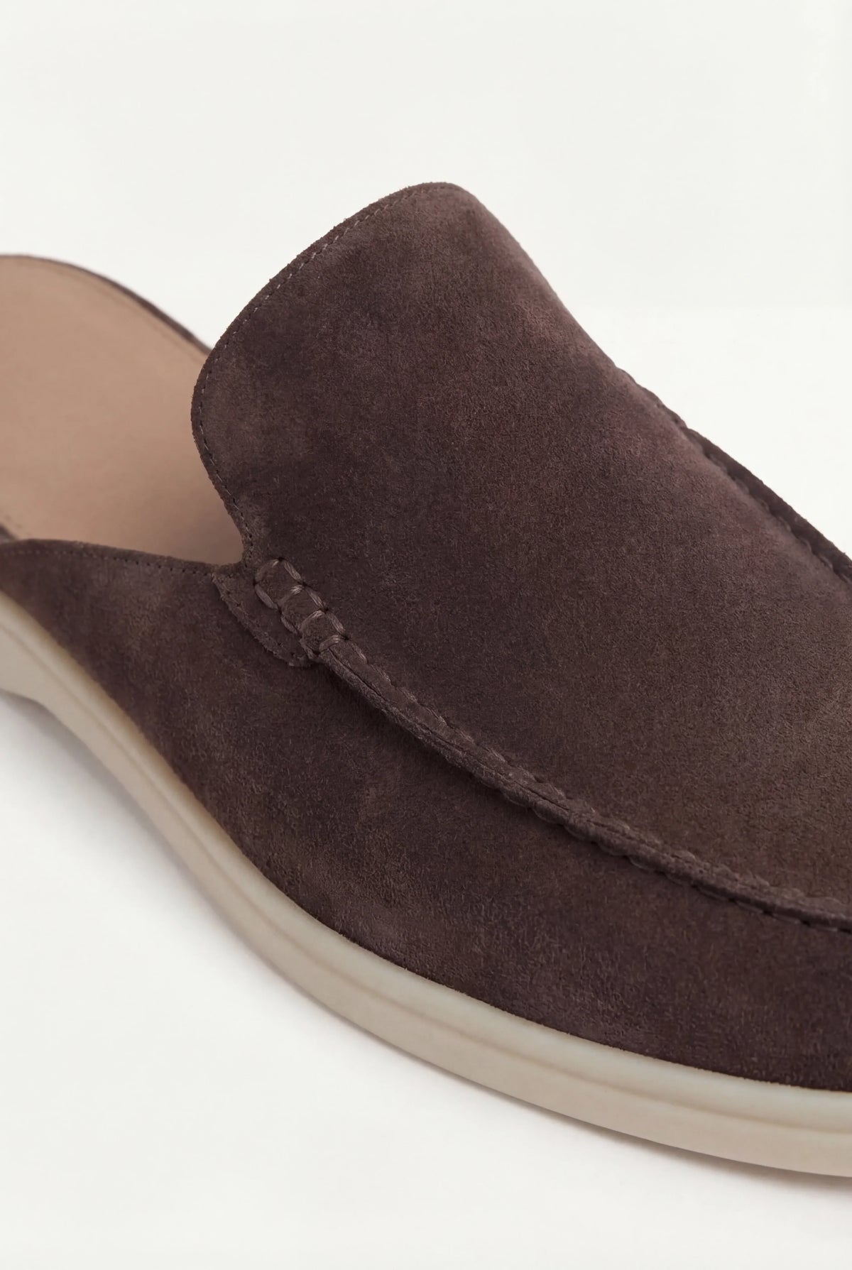 Brown Suède Yacht Mule
