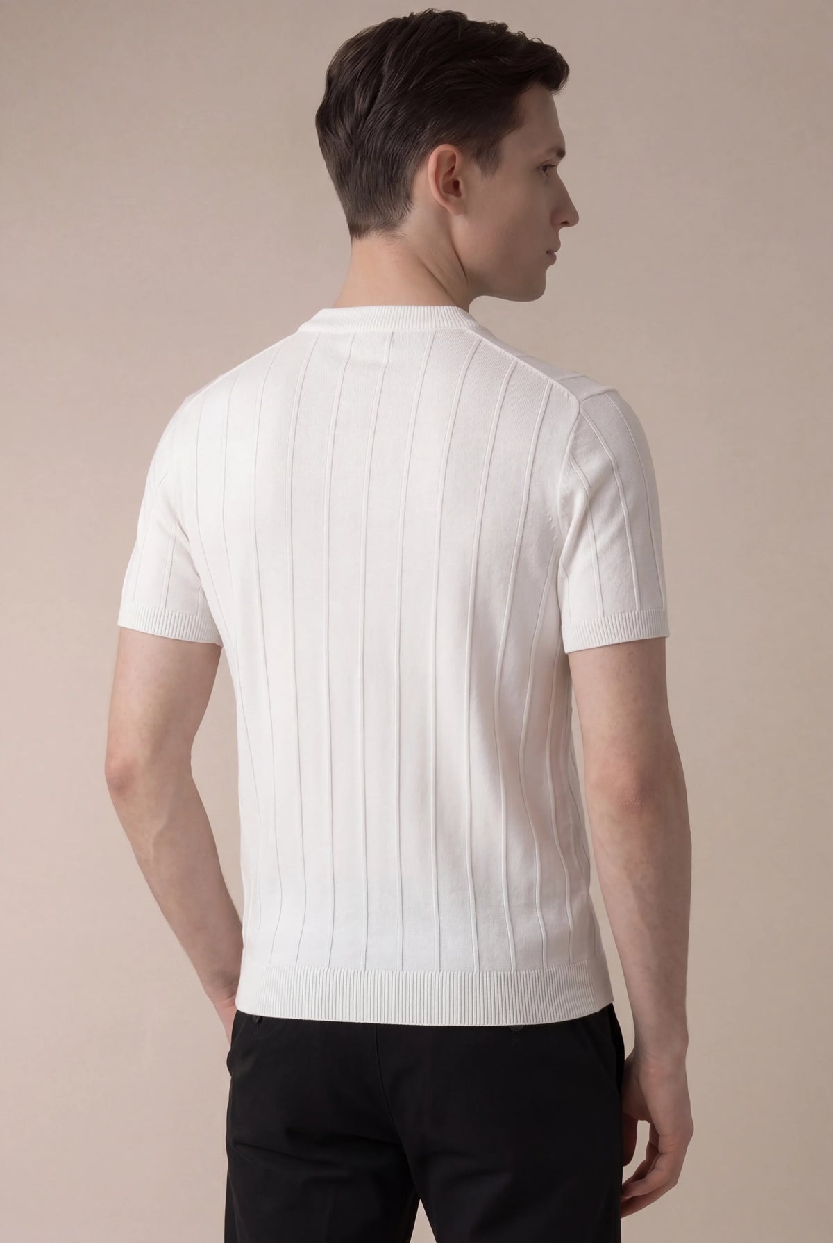 Camiseta Blanca Elegante