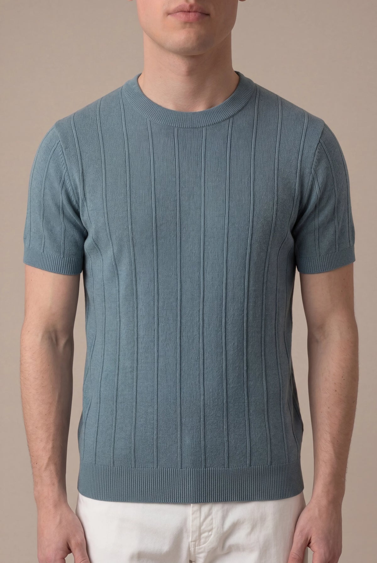Camiseta Azul Avio Elegante