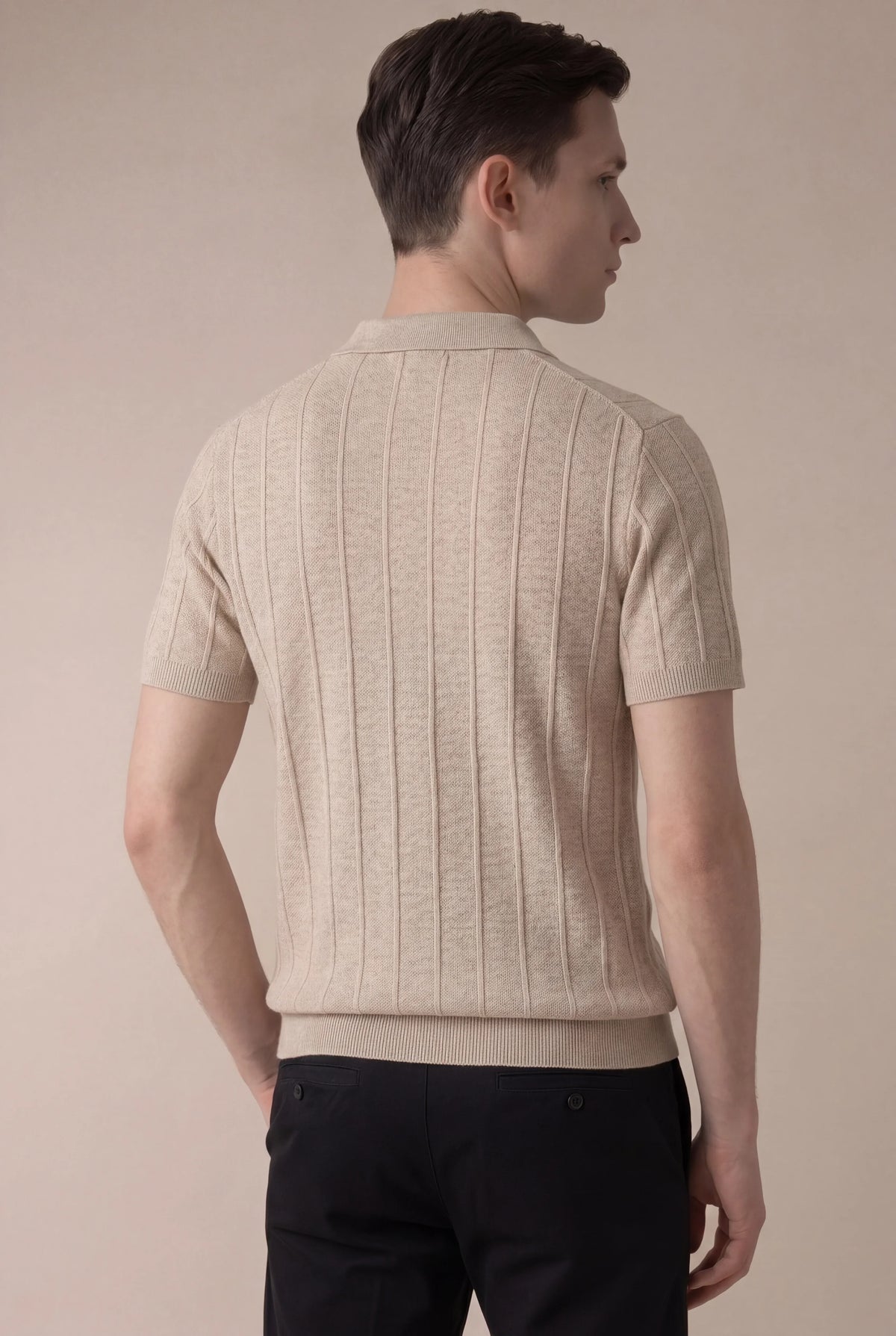 T-shirt beige élégant