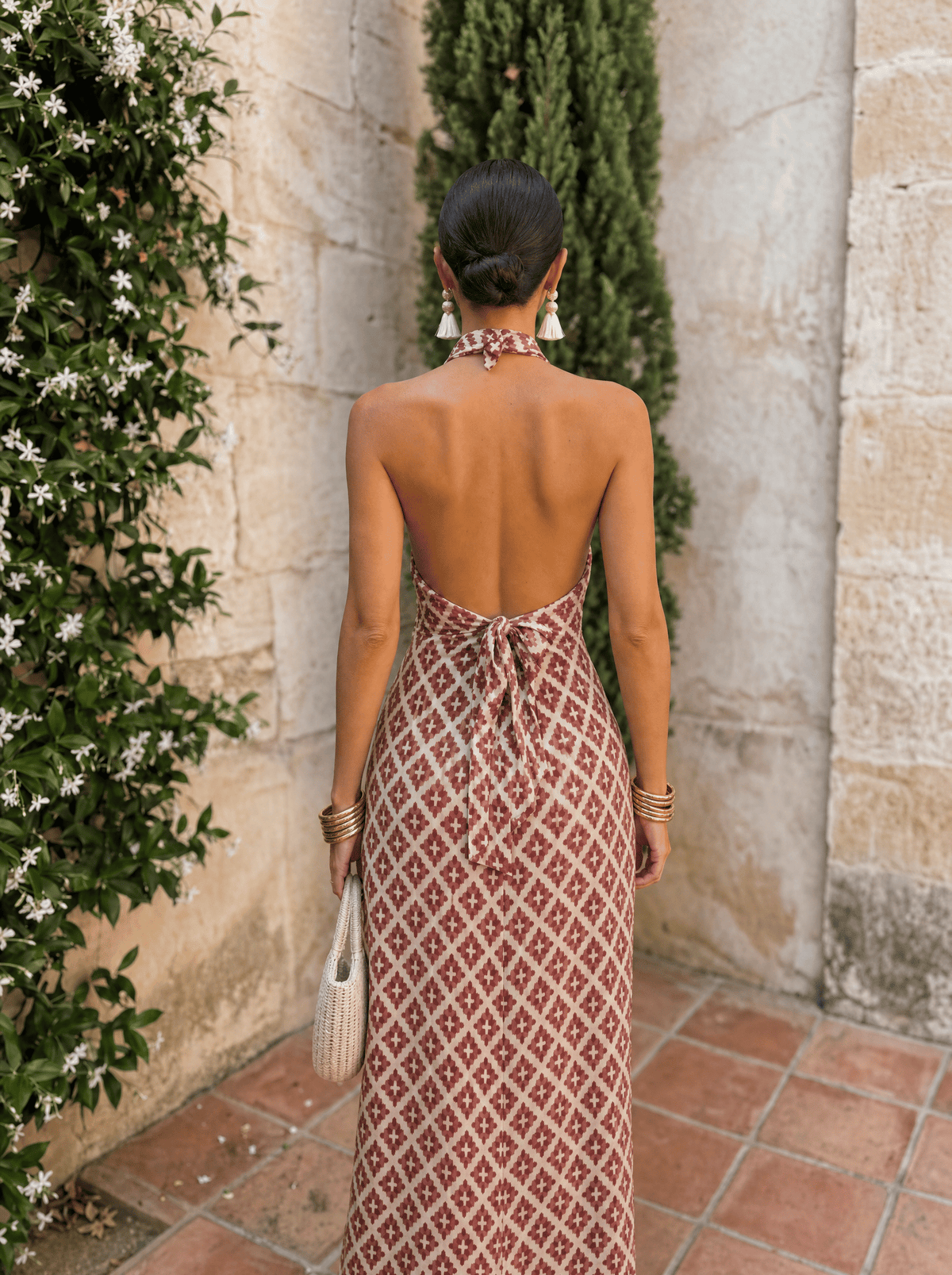 Robe élégante à épaules dénudées