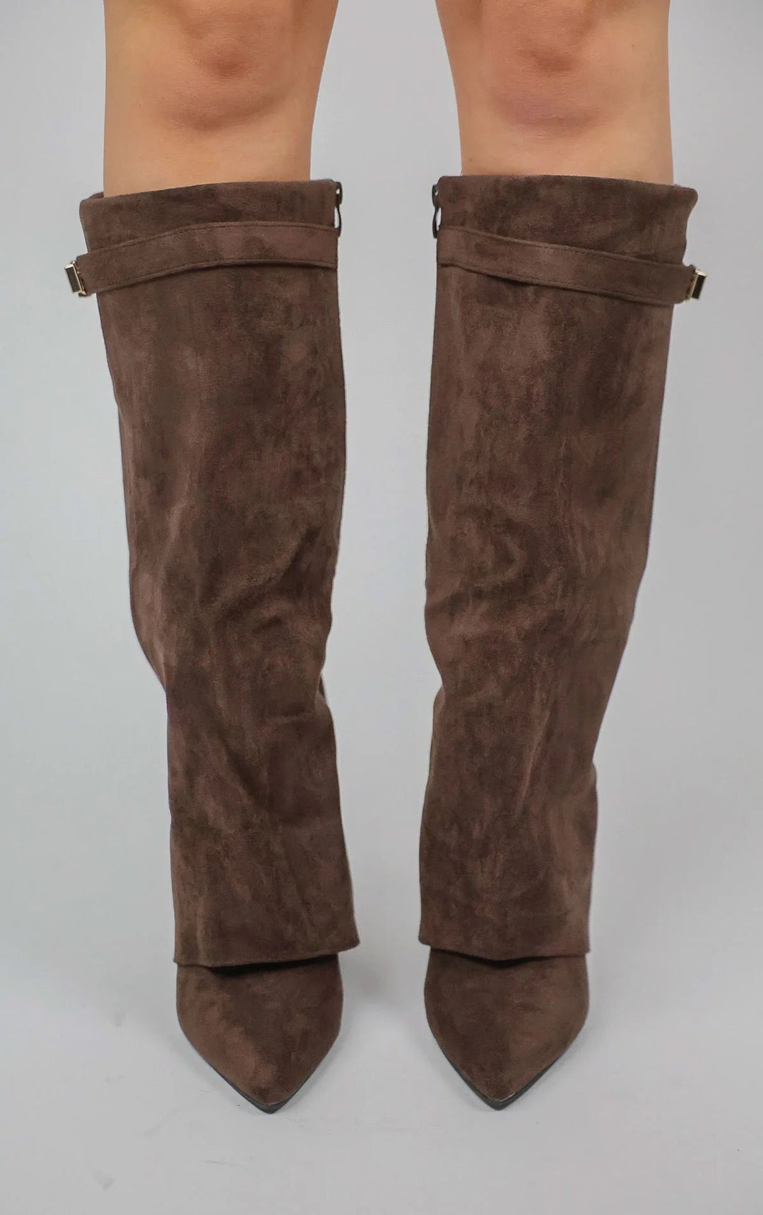 Bottes hautes élégantes effet daim