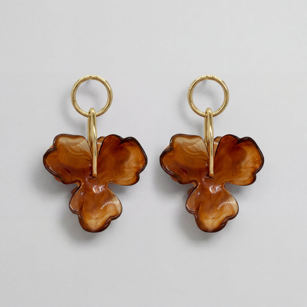 Boucles d’oreilles pendantes à motif floral