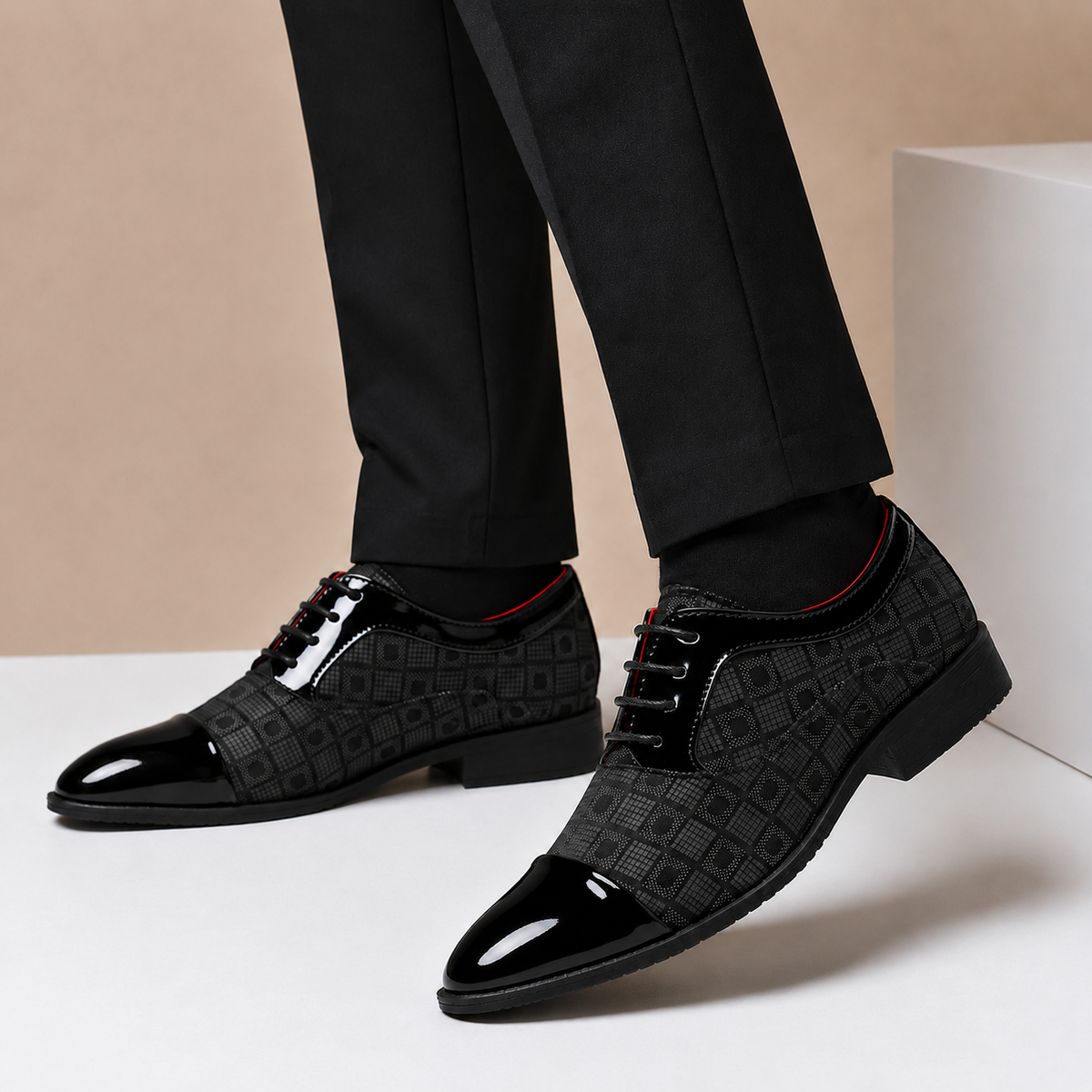 Chaussures Habillées Valente en Cuir à Motif Géométrique