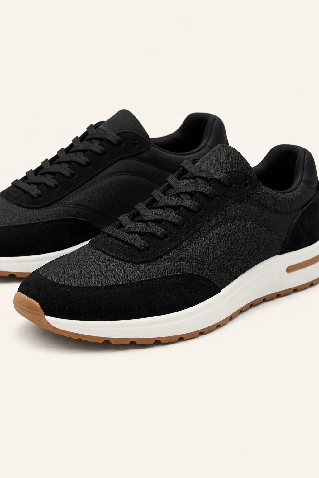 Sneaker noir