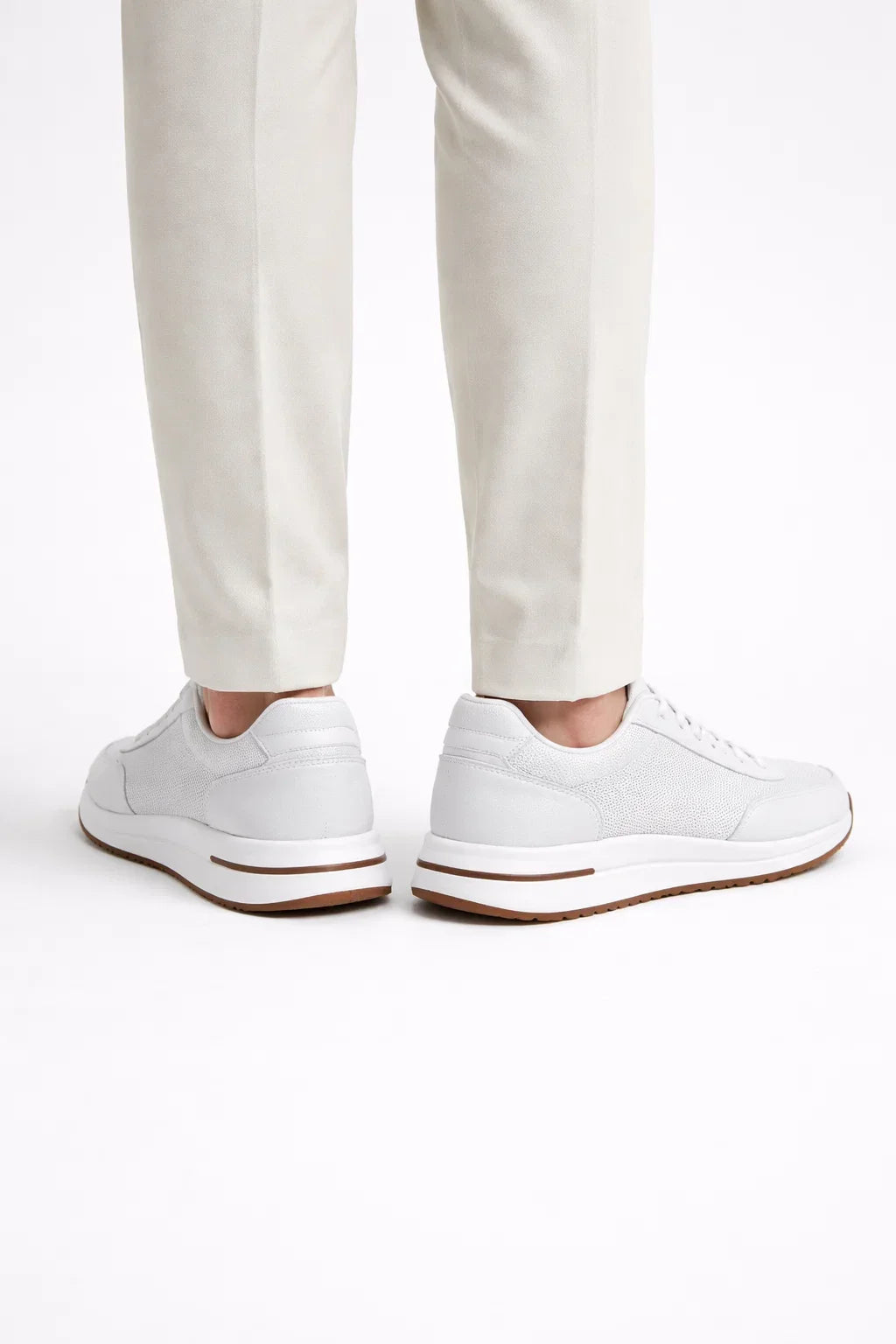 Baskets City blanches